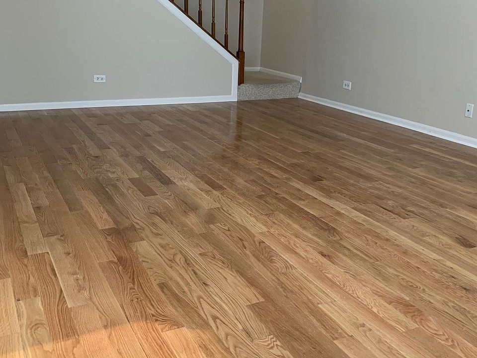1st image of 365 Birchwood Ct