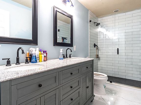 Owner's Bath