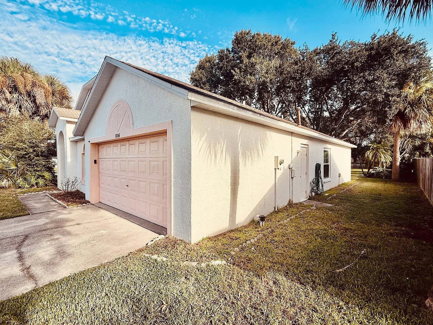 4br/2ba Home In Melbourne — Photo 3