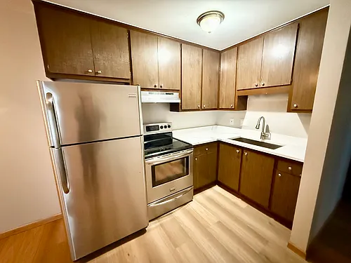 1455-1465 Sheridan Rd #19 Photo 1