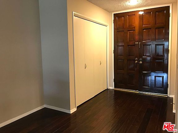 2nd image of 3335 Military Ave