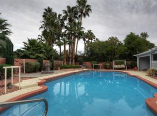 3861 Topaz St, Paradise, NV 89121