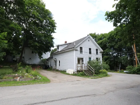 58 Everett St, Bangor, ME 04401