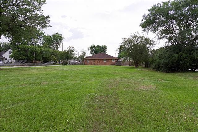 1st image of 10990 River Rd