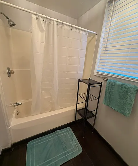 621 Fremont Ave NW — Photo 13