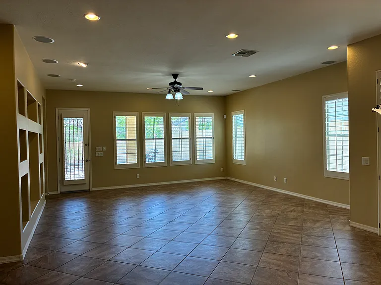 20973 W Cora Vis — Photo 12
