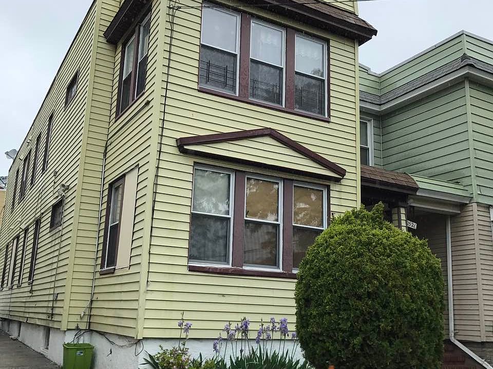 2nd image of 12519 Hillside Ave