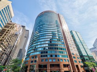33 University Ave #2506, Toronto, ON M5J 2S7