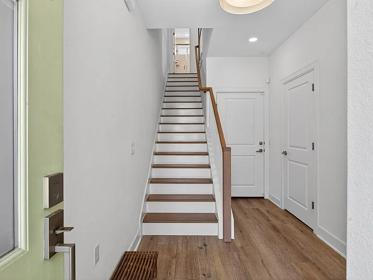 4206 Margarita St — Photo 2