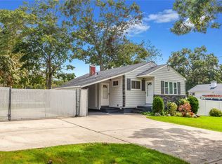 821 Ferndale Blvd, Central Islip, NY 11722