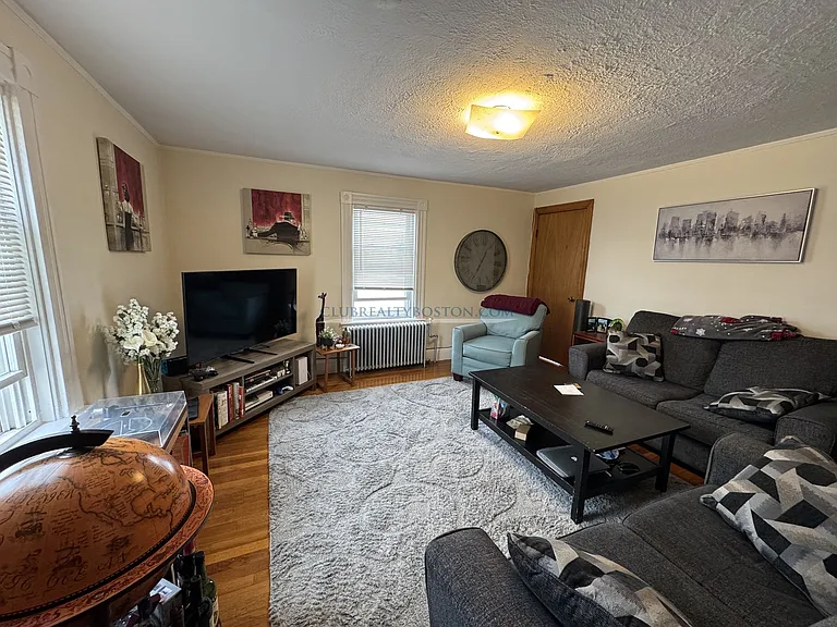 2 Oneil Pl — Photo 7