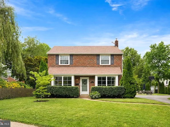 670 Cricket Ave, Ardmore, PA 19003