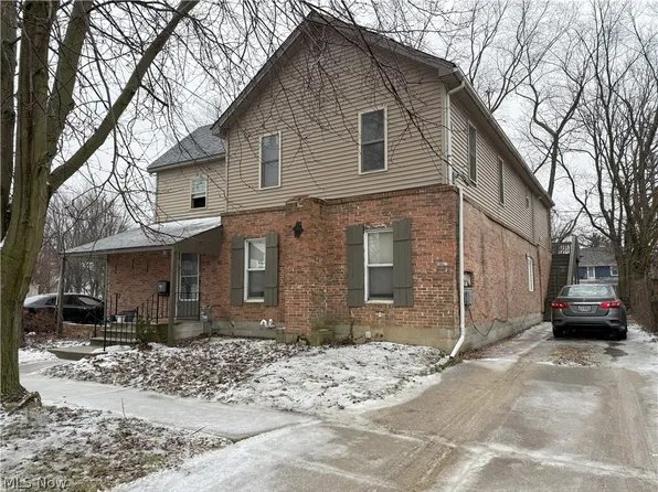 140 School St, Elyria, OH 44035