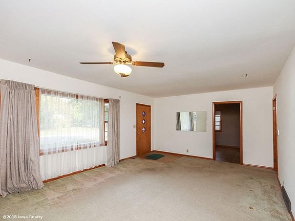 2nd image of 813 W 2nd Ave