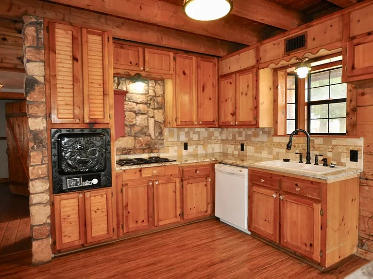 1000 Pritchard Ln — Photo 8