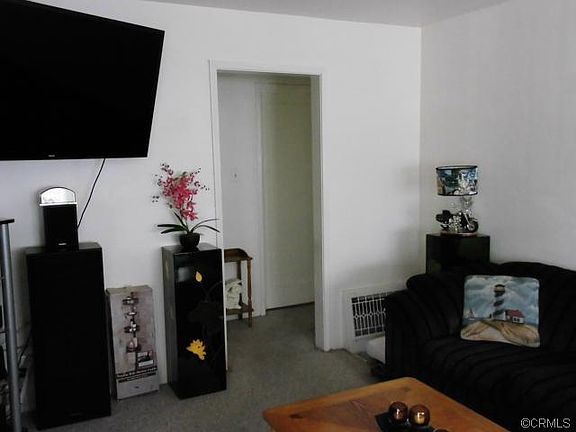 4th image of 2142 Grand Ave