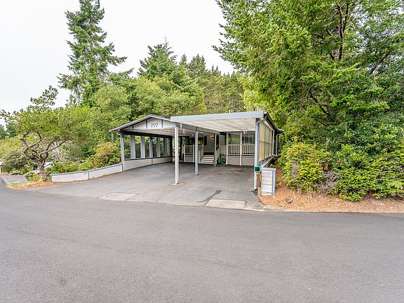 2nd image of 1600 Rhododendron Dr Space 207