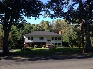 83 Pond St, Salem, NH 03079