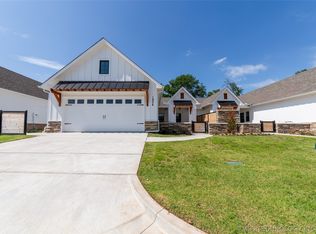 1904 W Huntsville Pl, Broken Arrow, OK 74011