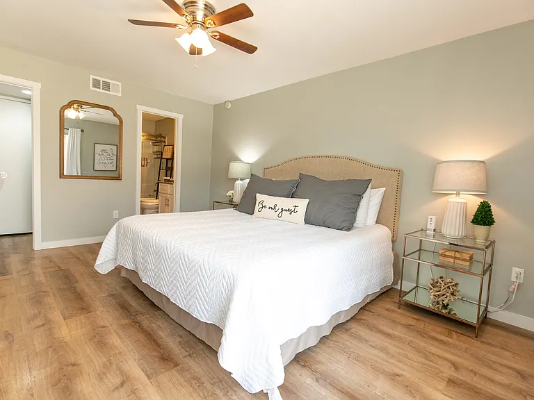 104 Cove E #103 — Photo 18