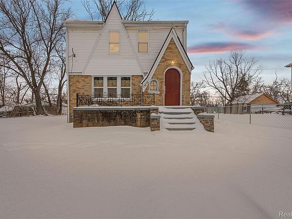 2nd image of 19338 Teppert St