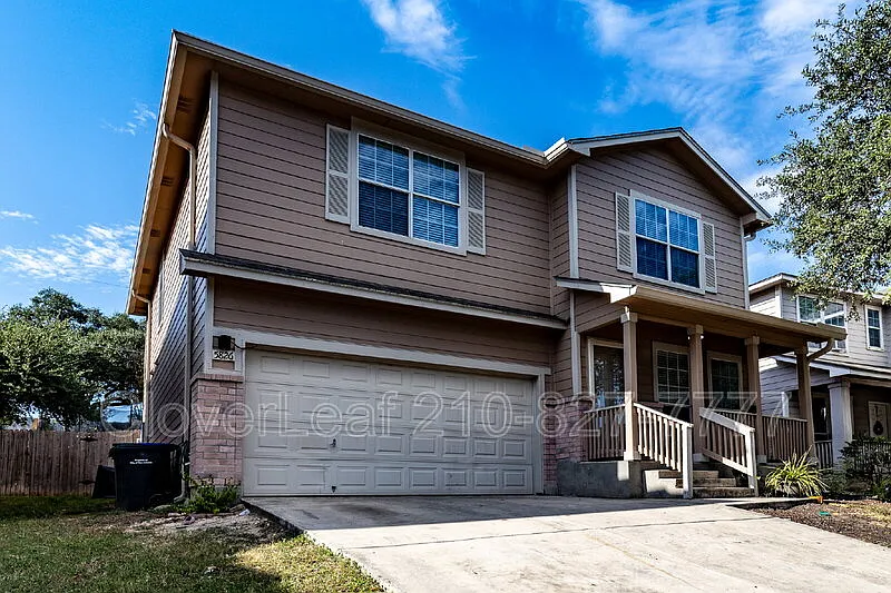 4 bed, 2.0 bath, 2264 sqft, $1,897 — Photo 1
