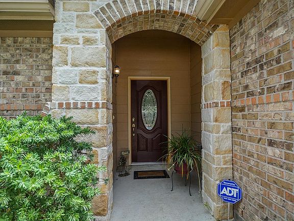 4th image of 21507 Barrett Knolls Dr