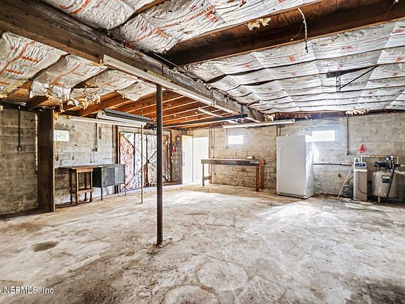 5th image of 3026 BESSENT Road