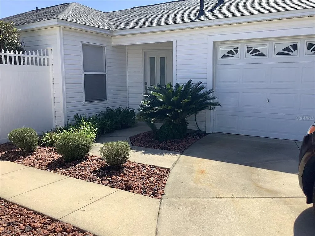 2 bed, 2.0 bath, 1335 sqft, $4,500 — Photo 1