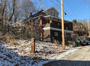 309 Voskamp Dr, Rural Ridge, PA 15075