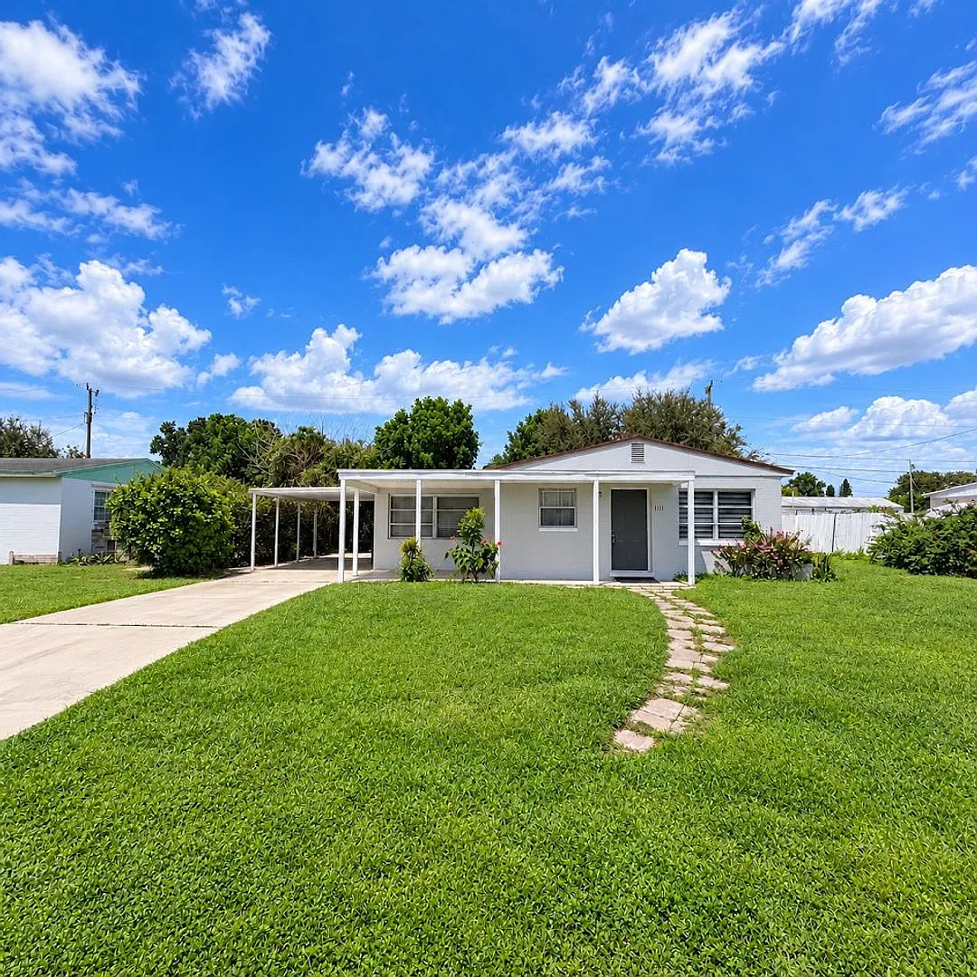Newly Remodeled 3-Bedroom Home Modern Upgrades, Carport & Extra Storage! — Photo 1