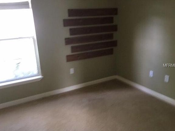 5th image of 103 N Galena Ave