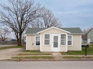 1015 Town St, Kendallville, IN 46755