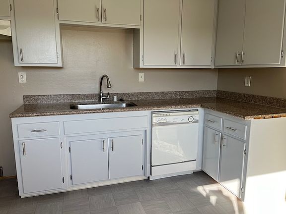 3rd image of 3555 Gleason Ave APT 3