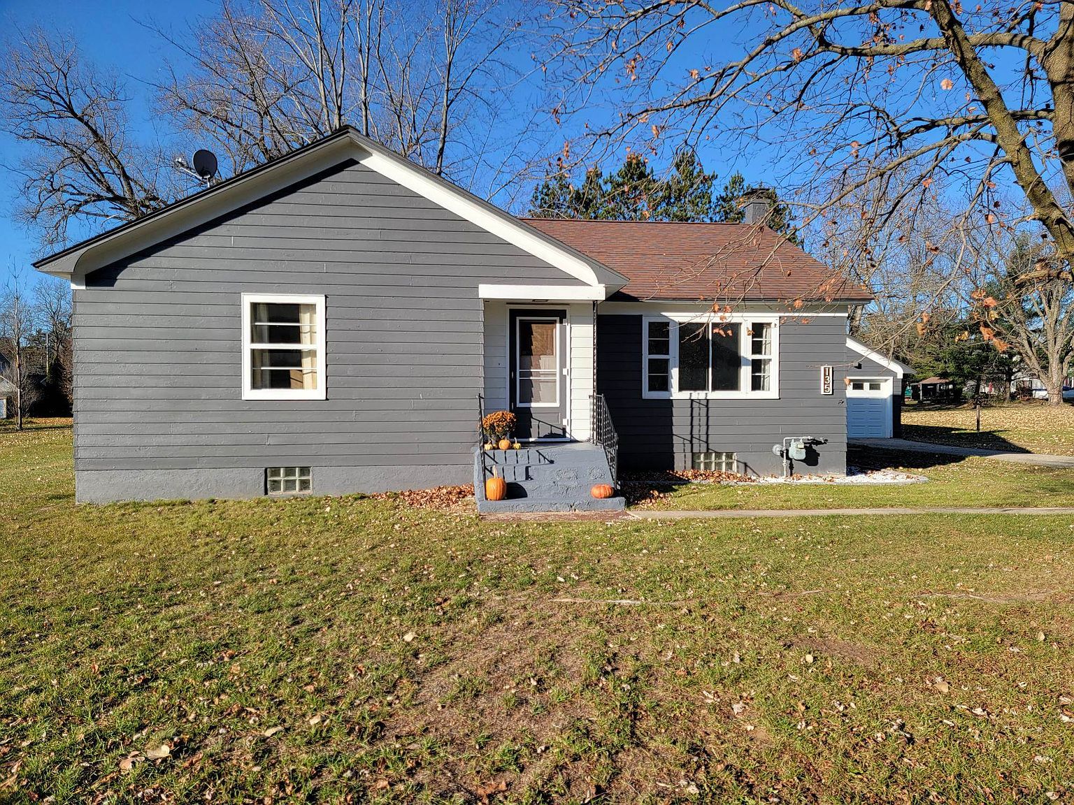 135 N 3rd St, Coloma, WI 54930 Zillow