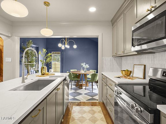 3rd image of 3652 Capital Heights Ave