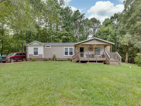 764 Miller Rd, Woodruff, SC 29388