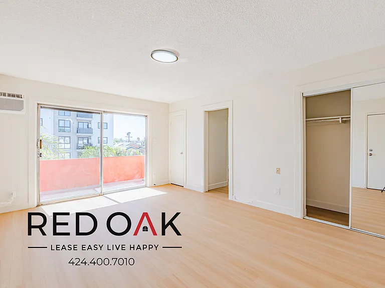 1540 S Wilton Pl #307 — Photo 1