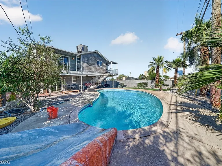 3001 Merritt Ave — Photo 41