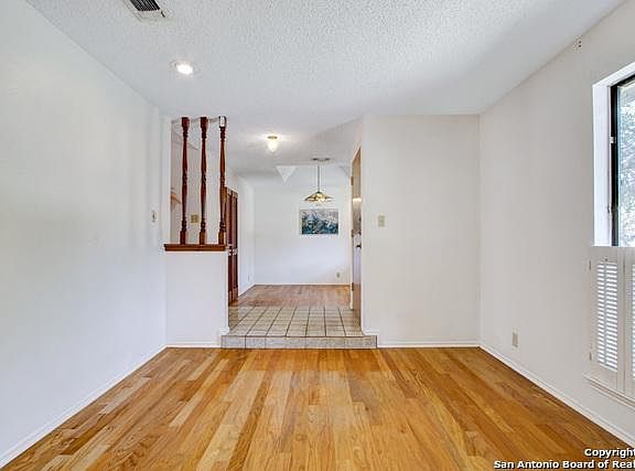 2nd image of 5538 Timber Canyon St