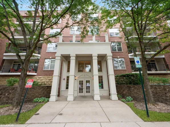 3115 Town Square Dr Unit 408, Rolling Meadows, IL 60008