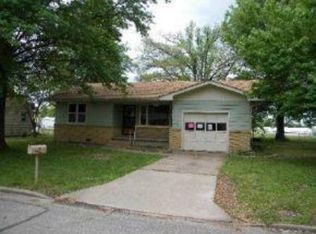 910 Jefferson Ave, Joplin, MO 64801