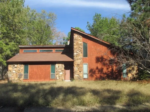 6346 Golden Park Dr, Memphis, TN 38141