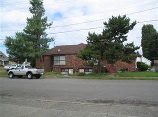 904 N 5th St, Renton, WA 98057