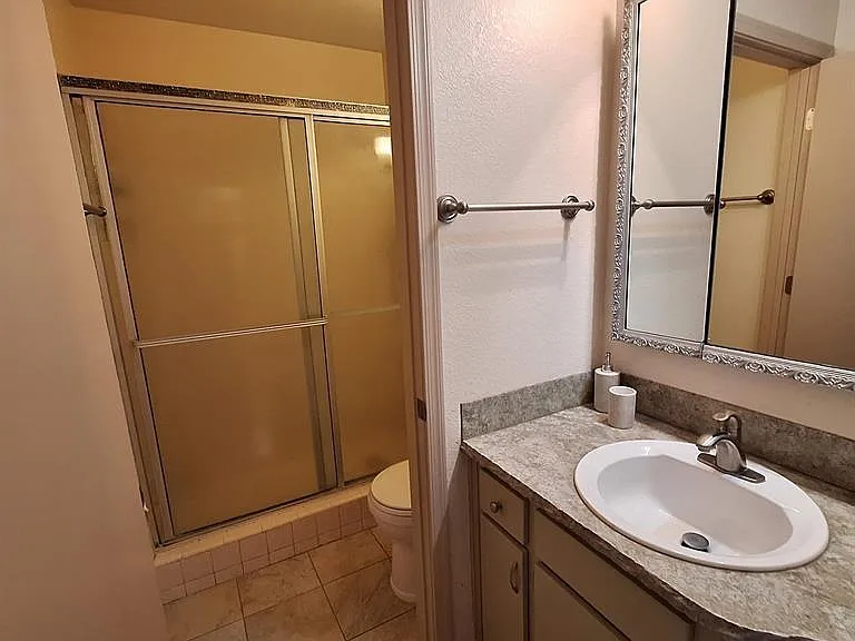 2045 S 14th Ave #3 — Photo 9