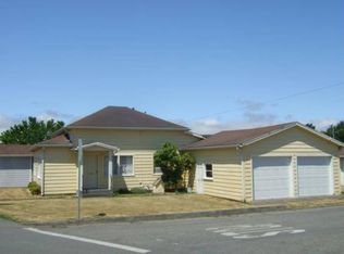 2189 Newburg Rd, Fortuna, CA 95540