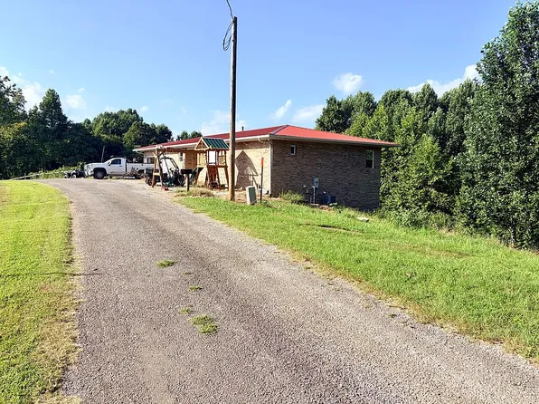 315 Jerry Bilbrey Ln, Hilham, TN 38568