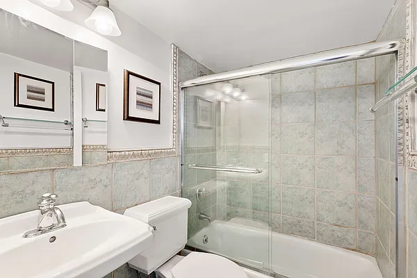 Rented by Compass | media 5