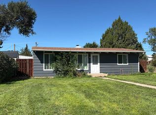 714 S Oak St, Lusk, WY 82225