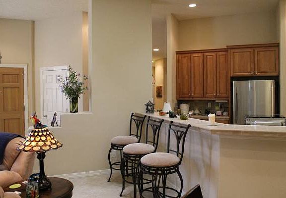 4th image of 8847 Desert Finch Ln NE
